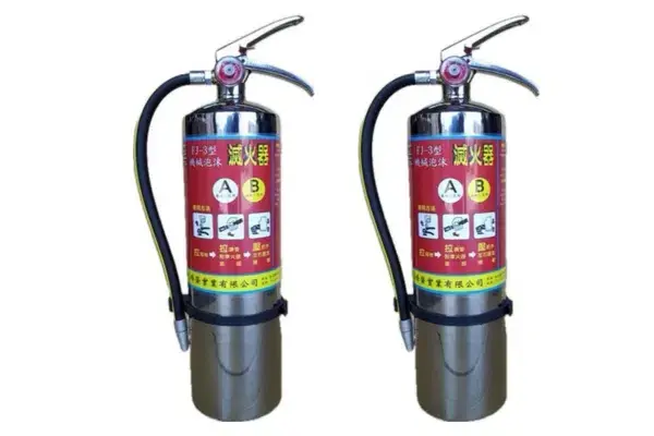 機械泡沫滅火器